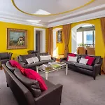 Hotel Le Mirador & 5*