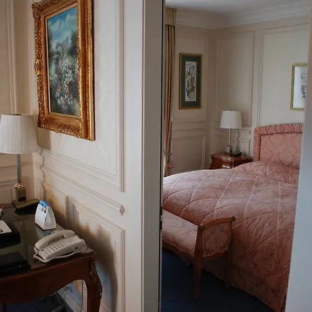 Hotel Le Mirador & 5*