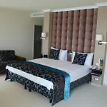 Le Mirador & Hotel 5*